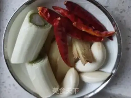 Make Spicy chicken claw wings step 6