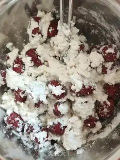 Make Red-tree sticky cake step 5