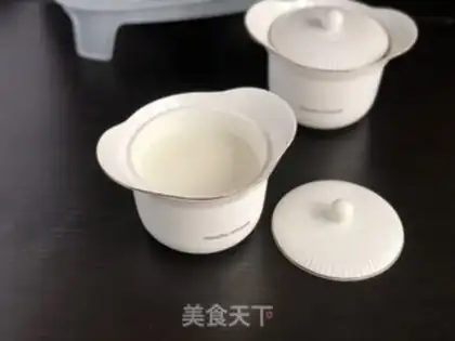 Make Family-style double-skinned milk step 3