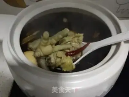 Make Spicy chicken claw wings step 12