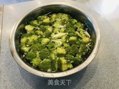 Make Pyramid broccoli step 0