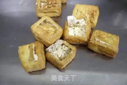 Make The octopus tofu box step 8