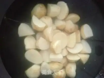 Make White-water potatoes step 1