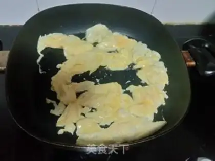 Make Spinach fried eggs step 4