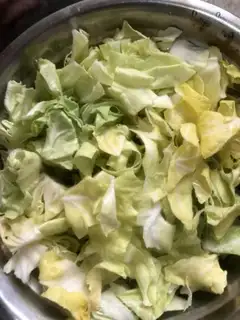 Make Egg-cooked fan dishes step 0
