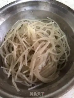 Make Egg-cooked fan dishes step 1