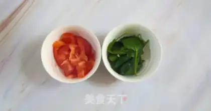 Make Quinobe green tomato soup step 1