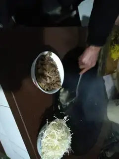 Make Sour soup, fat cow step 4