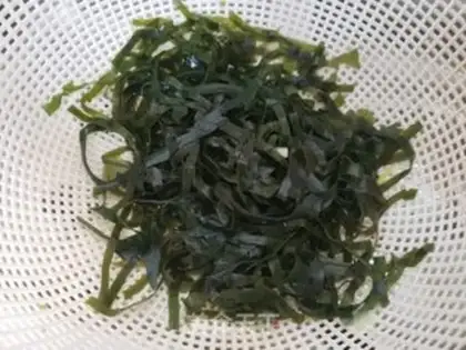 Make Cabbage with sea ribbons step 3