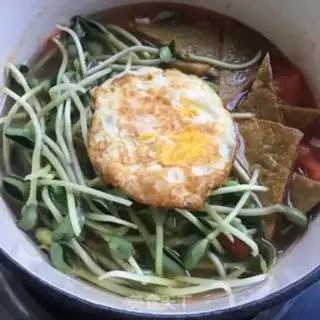 Make Tomato soy egg soup step 7