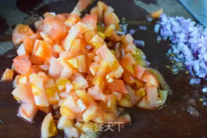 Make Tomato beefball soup step 2