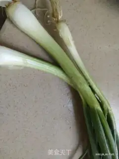 Make Seafood congee step 1