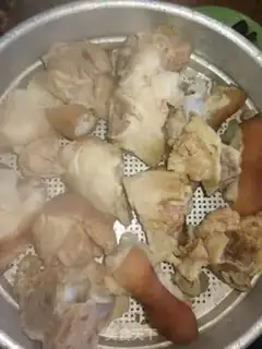 Make Red burning pig hoof step 2