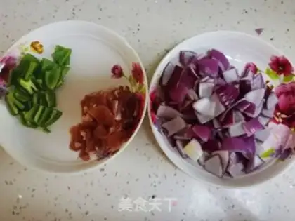 Make Onion fried meat step 1