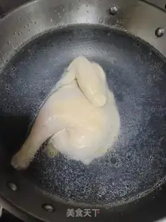 Make Red onion head in white step 3