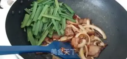 Make Garlic meat step 3