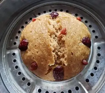 Make Red sugar, red date cake step 5