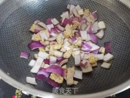 Make Onion fried meat step 4