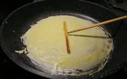 Make Strawberry rolls step 3