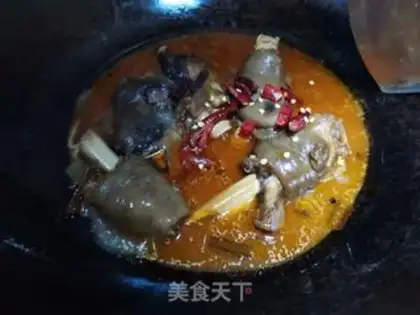 Make Spicy goat hoof step 8