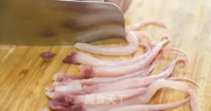 Make Spanish seafood quinoa step 1