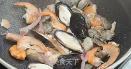 Make Spanish seafood quinoa step 3