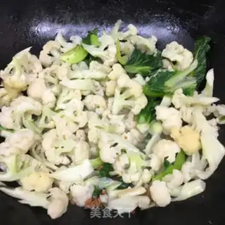 Make Scrambled onions step 6