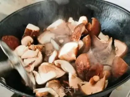 Make Ridiculous mushrooms step 2