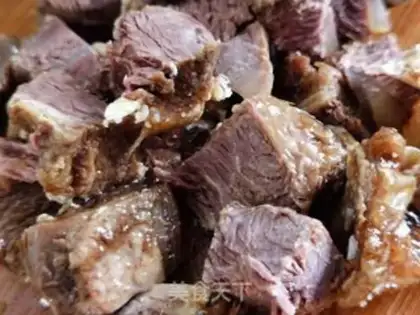 Make Curry beef rice step 1