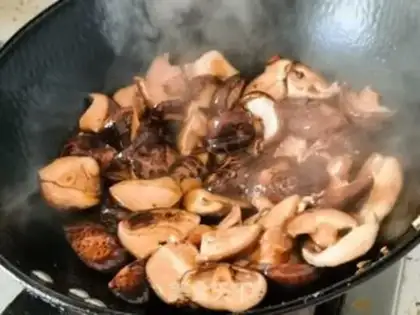 Make Ridiculous mushrooms step 6
