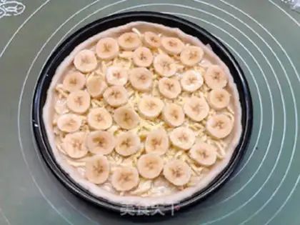 Make A mango banana pizza step 14