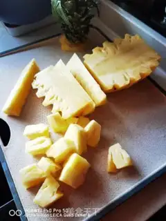 Make With pineapple