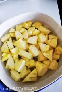 Make With pineapple