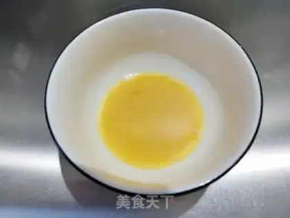 Make Hand-to-hand apricot step 0