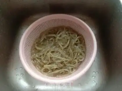 Make Spicy potato powder step 1