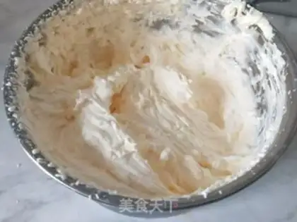 Make Eight-inch cream cake step 9