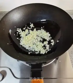 Make Garlic fan shrimp step 3