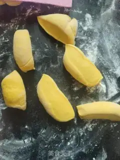 Make Gold bag step 7