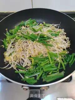 Make Spinach sprouts step 4