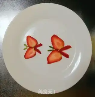Make Strawberry butterflies step 5