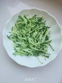 Make Bean oil and cucumbers step 2