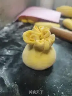 Make Gold bag step 12