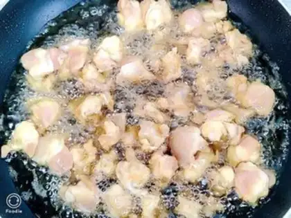 Make Spicy chicken crumbs step 7