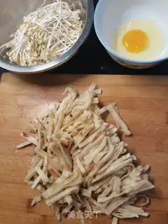 Make Bean sprouts step 0