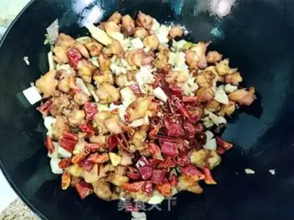 Make Spicy chicken crumbs step 11