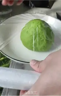 Make Emerald white dumplings step 1