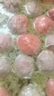 Make Hands on beefballs step 2