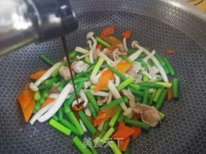 Make Garlic fried sea mushrooms step 9