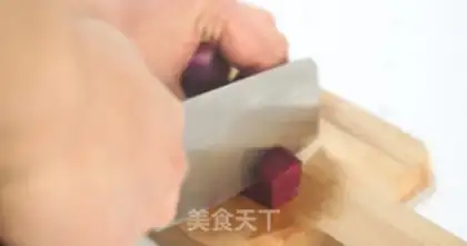 Make Quinoa violet porridge step 1