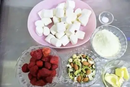 Make Strawberry and oxen step 0